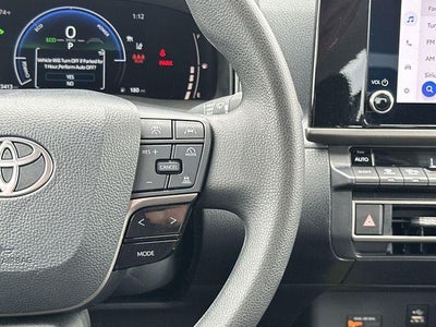 2025 Toyota Camry LE