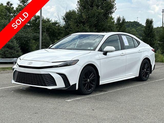 2025 Toyota Camry SE