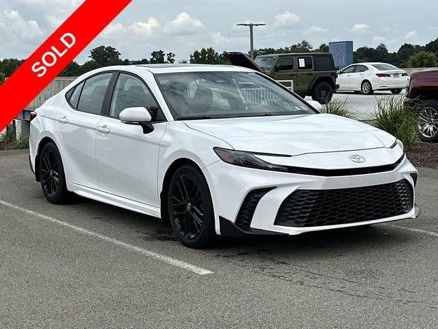 2025 Toyota Camry SE