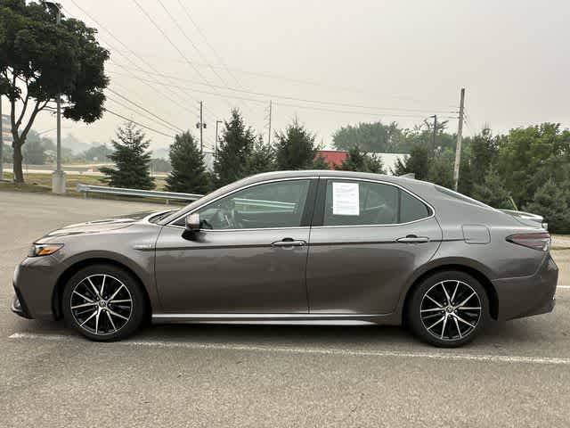 2021 Toyota Camry Hybrid SE