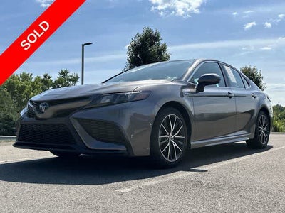 2021 Toyota Camry Hybrid SE