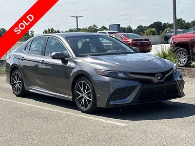 2021 Toyota Camry Hybrid SE