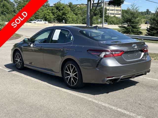 2021 Toyota Camry Hybrid SE