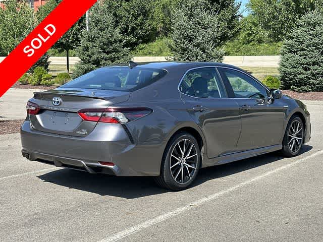 2021 Toyota Camry Hybrid SE