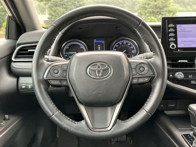2021 Toyota Camry Hybrid SE