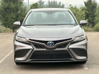 2021 Toyota Camry Hybrid SE