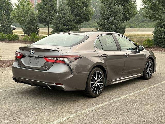 2021 Toyota Camry Hybrid SE