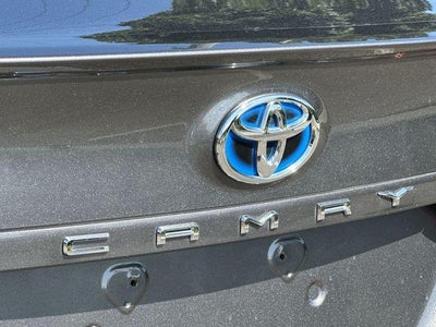 2021 Toyota Camry Hybrid SE