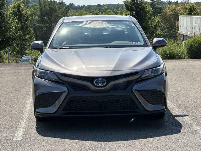 2021 Toyota Camry Hybrid SE