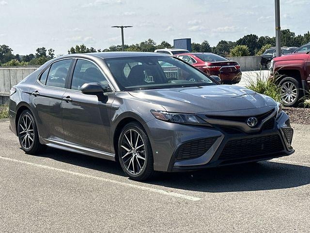2021 Toyota Camry Hybrid SE