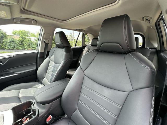2023 Toyota RAV4 Hybrid XLE Premium