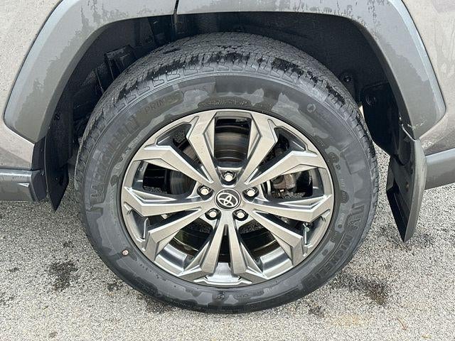 2023 Toyota RAV4 Hybrid XLE Premium