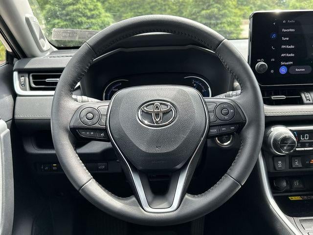 2023 Toyota RAV4 Hybrid XLE Premium