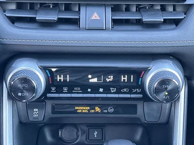 2022 Toyota RAV4 Hybrid LE