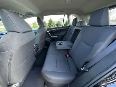 2022 Toyota RAV4 Hybrid LE