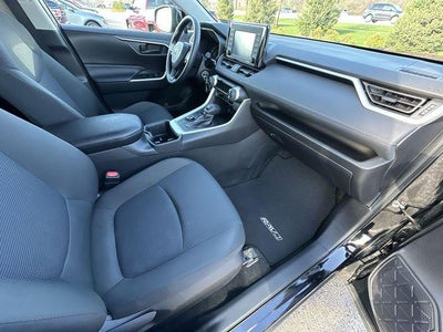 2022 Toyota RAV4 Hybrid LE