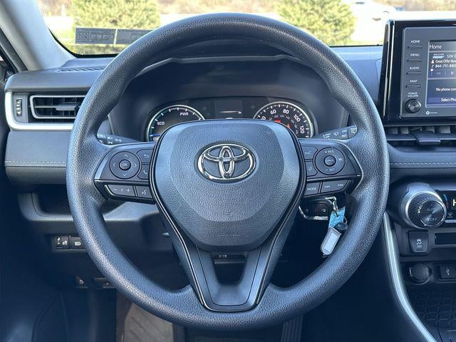 2022 Toyota RAV4 Hybrid LE