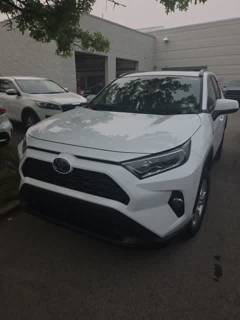 2021 Toyota RAV4 Hybrid XLE AWD photo