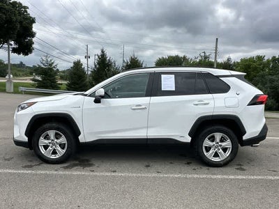 2021 Toyota RAV4 Hybrid XLE