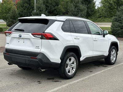2021 Toyota RAV4 Hybrid XLE