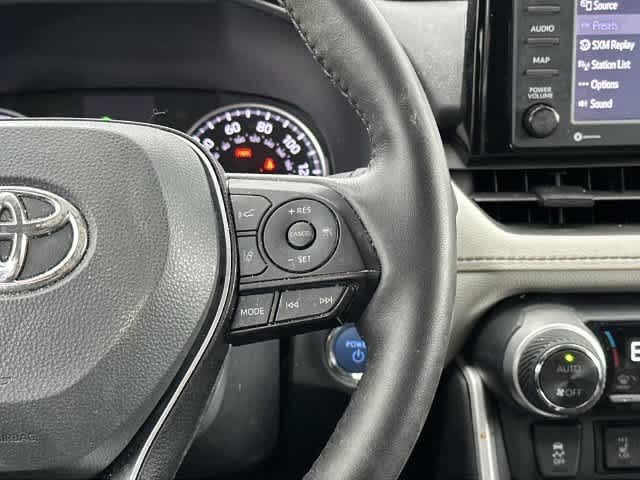 2022 Toyota RAV4 Hybrid XLE