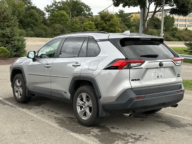 2022 Toyota RAV4 Hybrid XLE