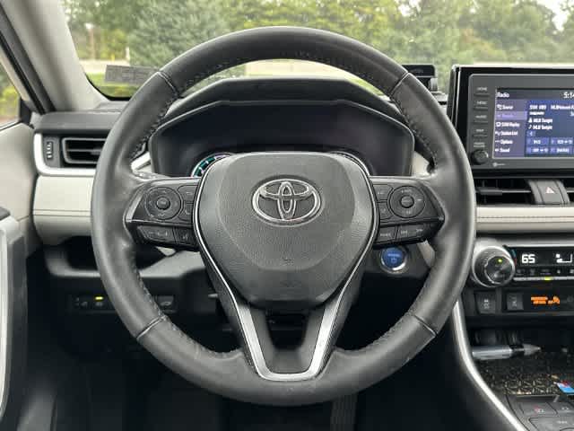 2022 Toyota RAV4 Hybrid XLE