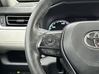 2022 Toyota RAV4 Hybrid XLE
