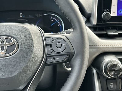 2025 Toyota RAV4 Hybrid XLE
