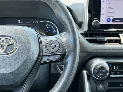 2024 Toyota RAV4 Hybrid XLE