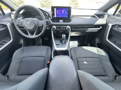 2025 Toyota RAV4 Hybrid SE