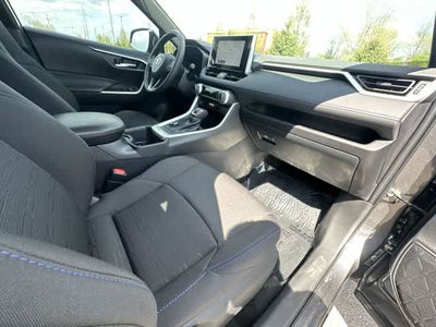 2025 Toyota RAV4 Hybrid SE