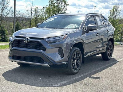 2025 Toyota RAV4 Hybrid SE