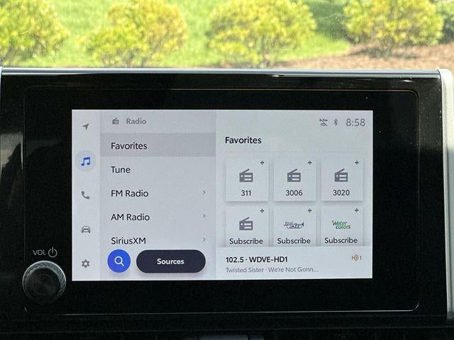 2025 Toyota RAV4 Hybrid SE