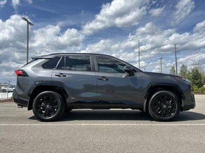 2025 Toyota RAV4 Hybrid SE