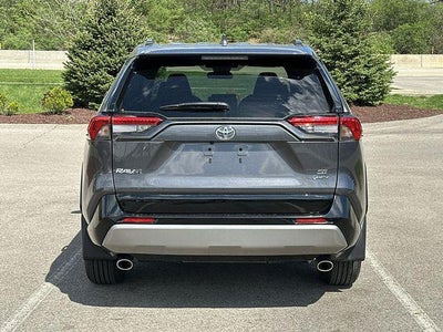 2025 Toyota RAV4 Hybrid SE