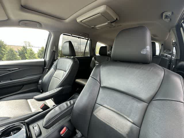 2022 Honda Pilot Touring 7-Passenger