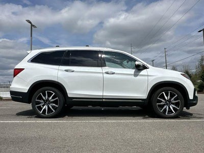 2022 Honda Pilot Touring 7-Passenger
