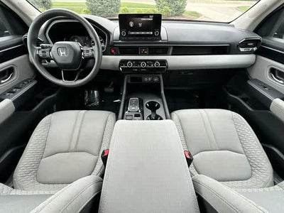 2023 Honda Pilot LX