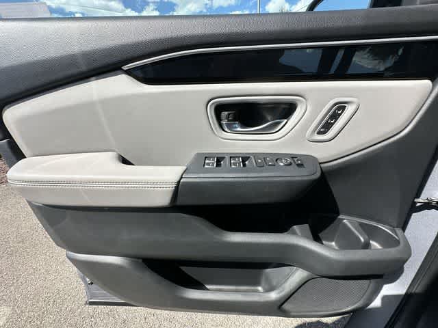 2023 Honda Pilot EX-L 8 Passenger