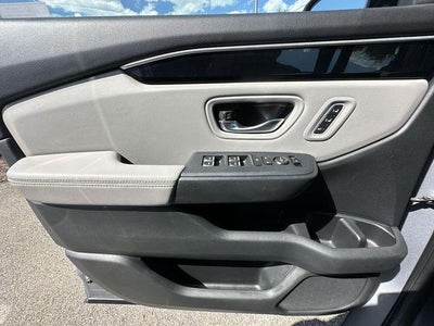 2023 Honda Pilot EX-L 8 Passenger