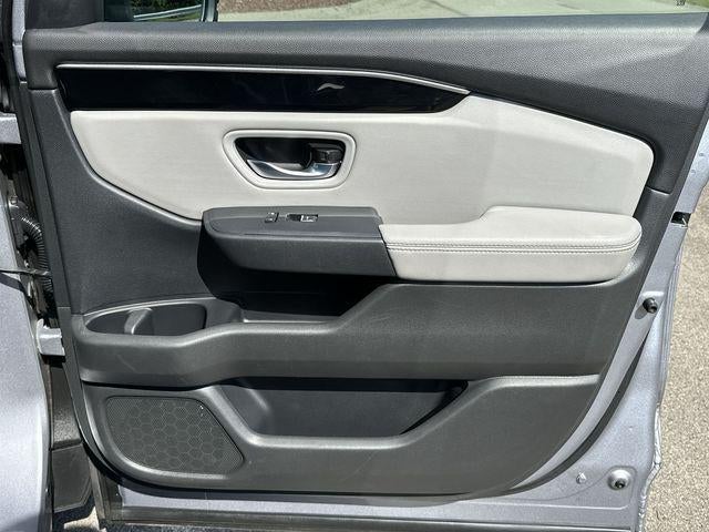 2023 Honda Pilot EX-L 8 Passenger