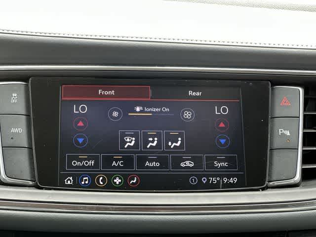 2020 Buick Enclave Essence