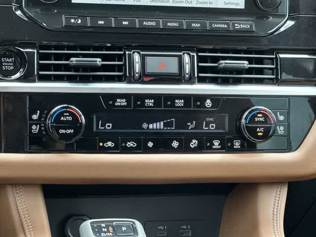 2025 Nissan Pathfinder Platinum