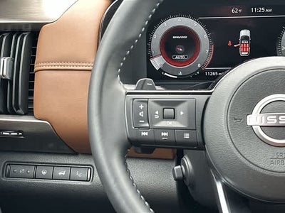 2025 Nissan Pathfinder Platinum