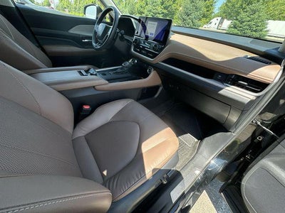 2024 Toyota Grand Highlander Platinum