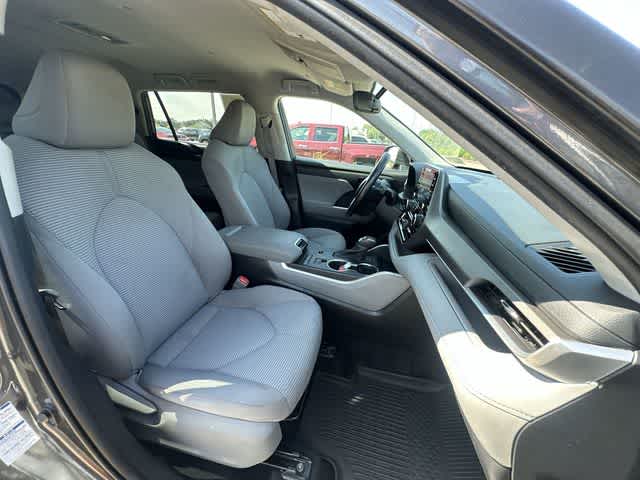 2020 Toyota Highlander Hybrid LE