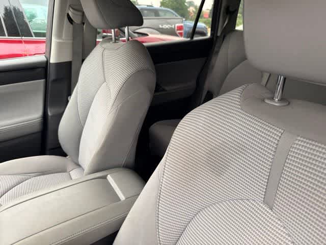 2020 Toyota Highlander Hybrid LE