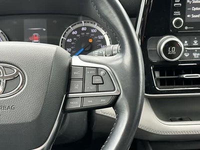 2020 Toyota Highlander Hybrid LE