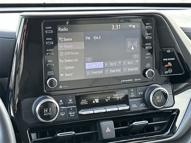 2021 Toyota Highlander Hybrid LE